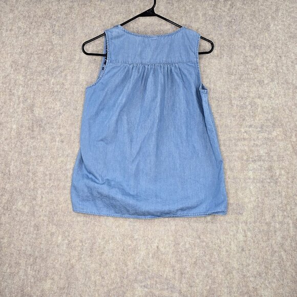 Old Navy Embroidered Chambray Sleeveless Top Size S - Picture 2 of 7